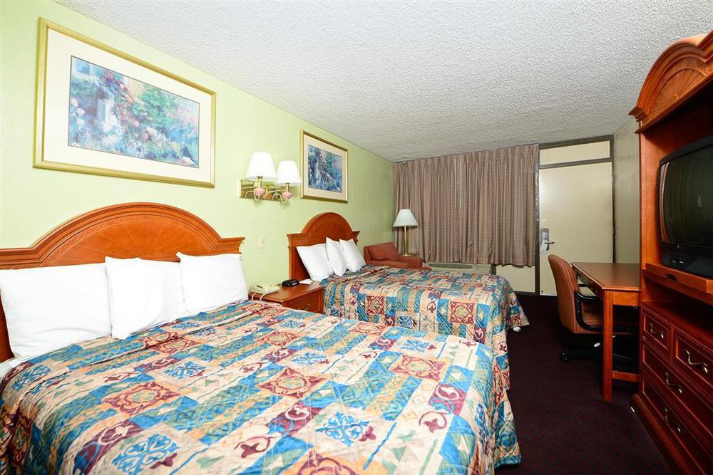 Americas Best Value Inn-Nashville/Airport South Habitación foto
