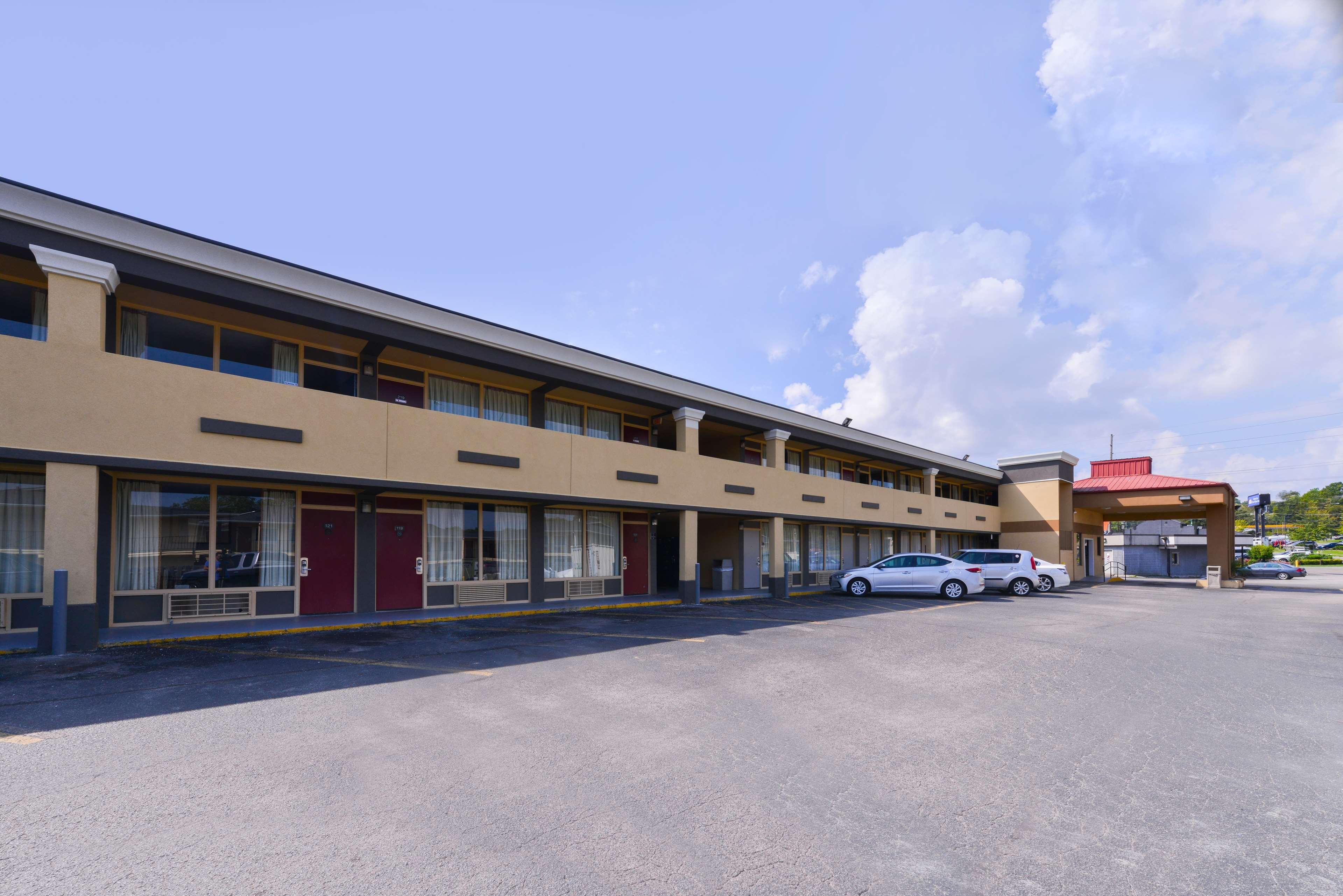 Americas Best Value Inn-Nashville/Airport South Exterior foto