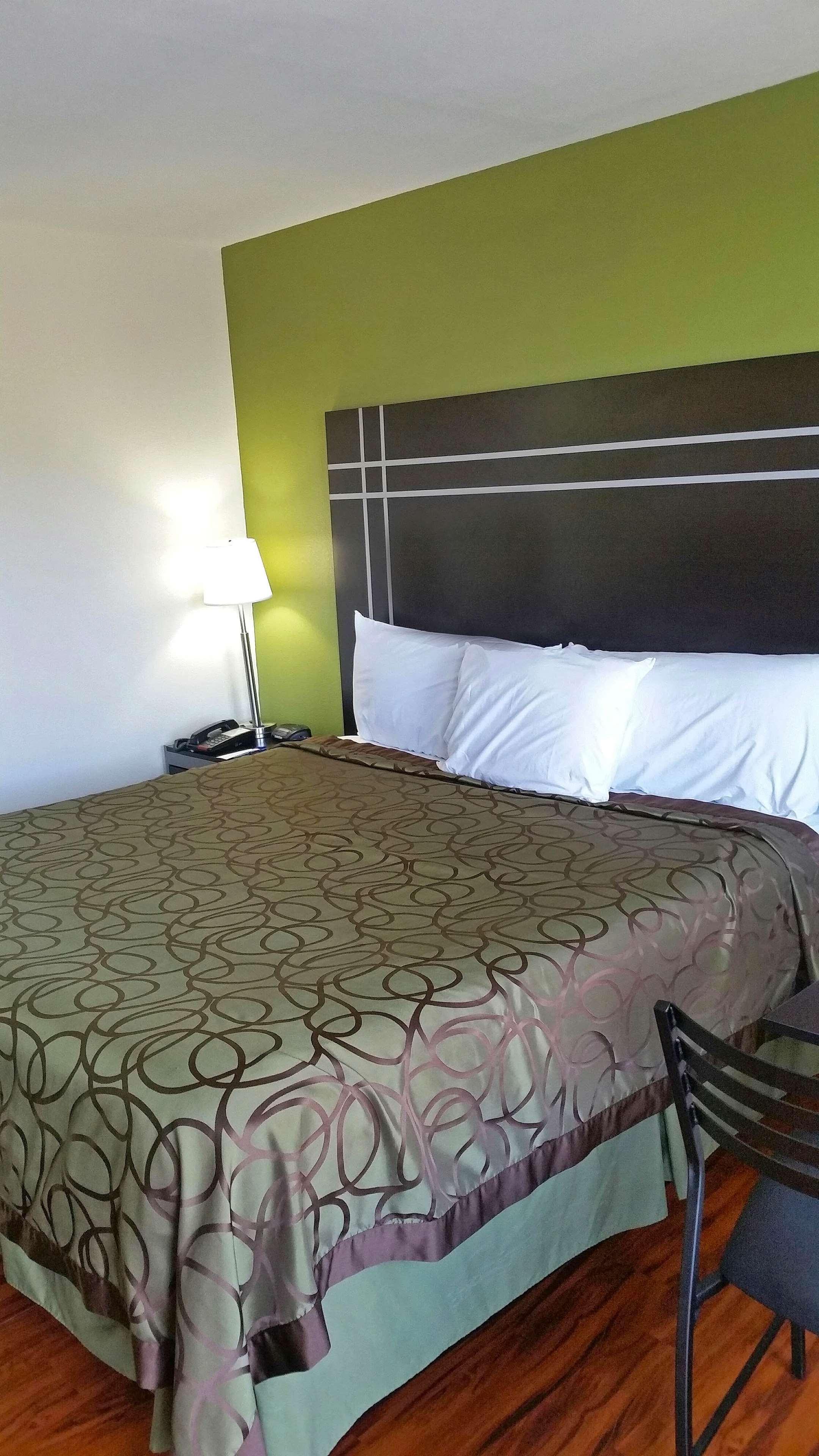 Americas Best Value Inn-Nashville/Airport South Exterior foto